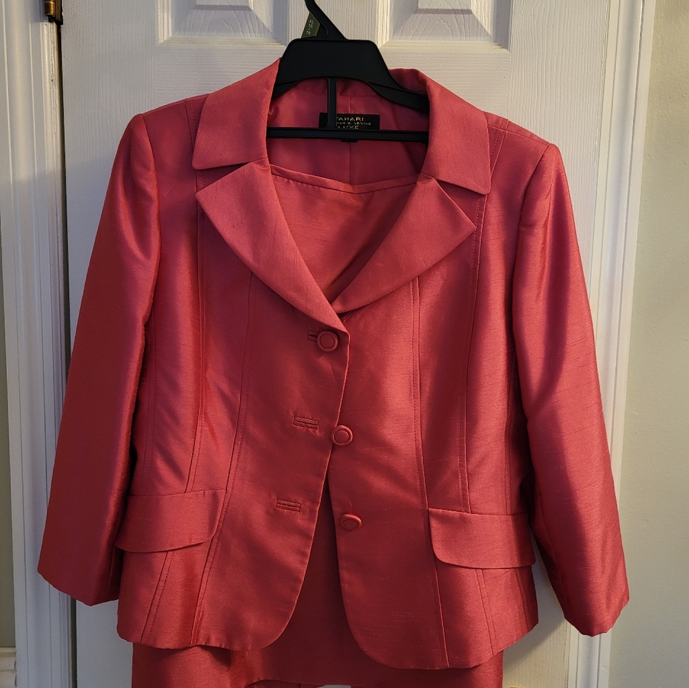 Suit